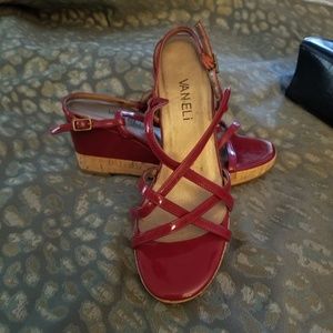 3/$50 Vaneli Red Patton Sandal Sz 6
